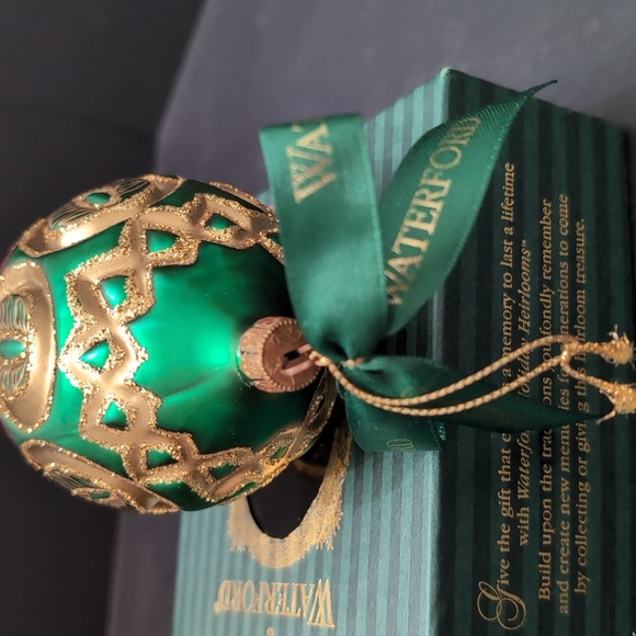 VGT,Waterford Holiday Heirlooms Green/Red Ornament. - Picture 8 of 13